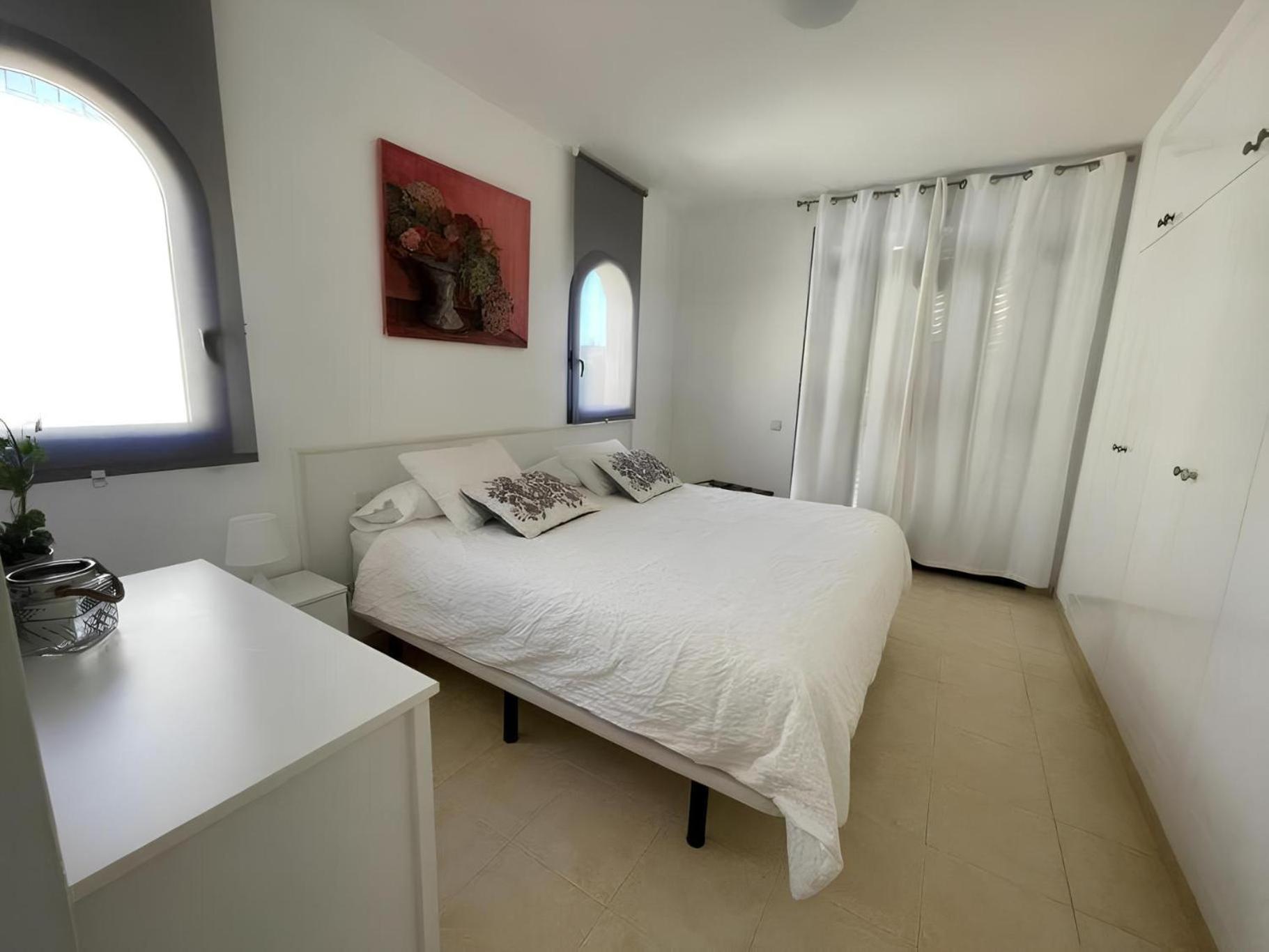Bonita Villa Con Propio Entrada Y Con Piscina Сан-Бартоломе Экстерьер фото