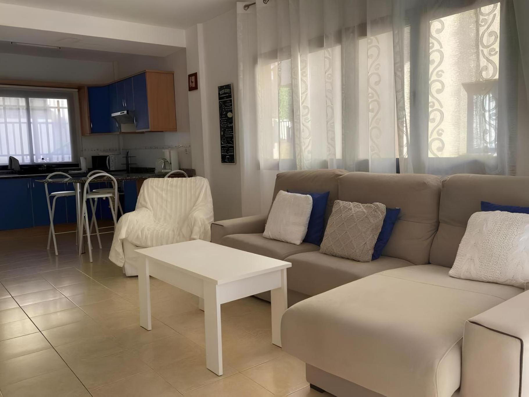Bonita Villa Con Propio Entrada Y Con Piscina Сан-Бартоломе Экстерьер фото